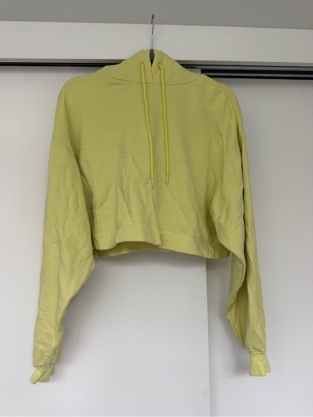Cropped Hooded Sweatshirt ALO